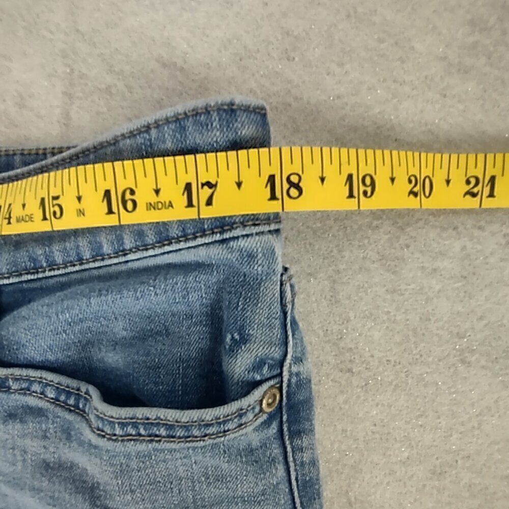 St. John's Bay Cotton Blend 5 Pocket Straight Leg Blue Denim Jeans Size 14PS - Picture 6 of 10